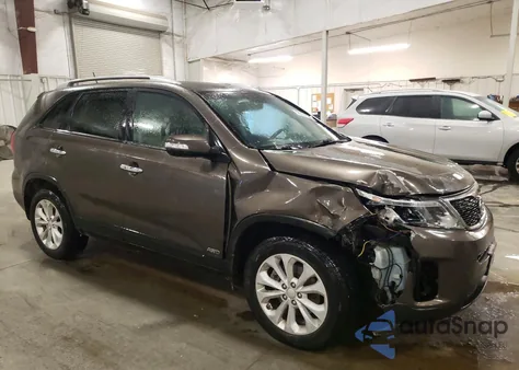 2014 Kia Sorento Ex z USA, uszkodzony, nr VIN 5XYKUDA78EG531013